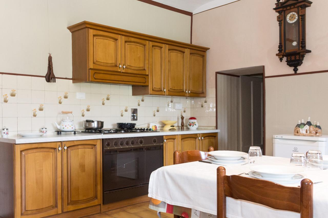 Bed and Breakfast Casa Del Grande Vecchio Airasca Exterior foto