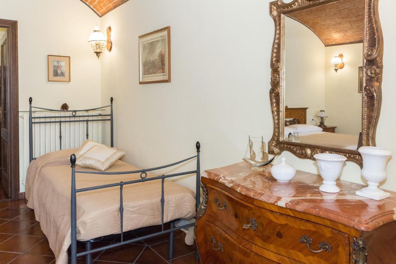 Bed and Breakfast Casa Del Grande Vecchio Airasca Exterior foto