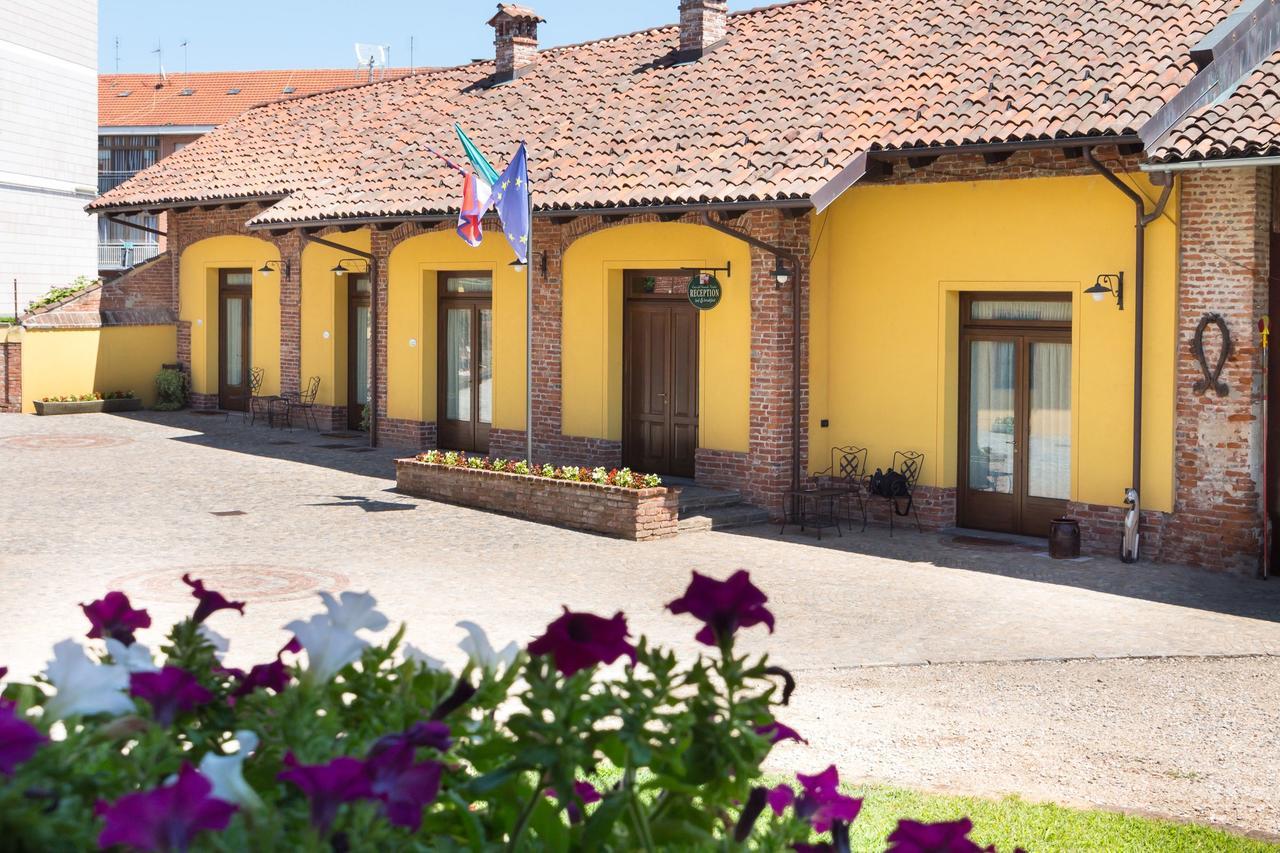 Bed and Breakfast Casa Del Grande Vecchio Airasca Exterior foto