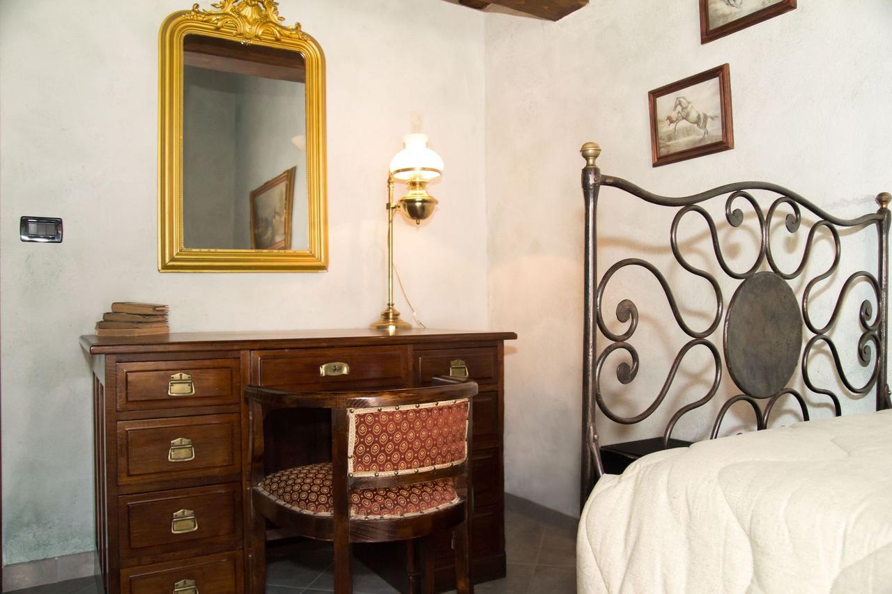 Bed and Breakfast Casa Del Grande Vecchio Airasca Exterior foto