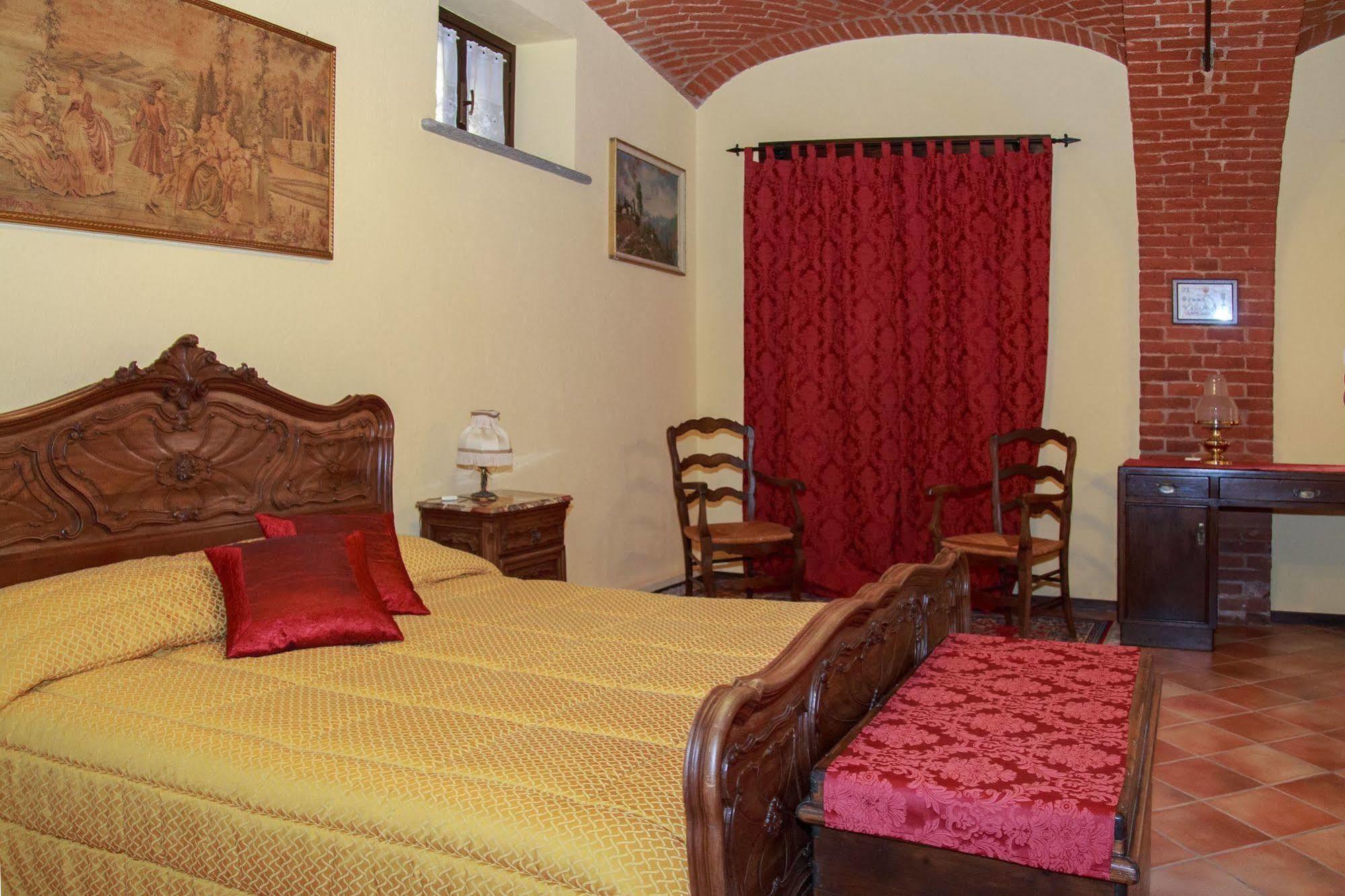 Bed and Breakfast Casa Del Grande Vecchio Airasca Exterior foto