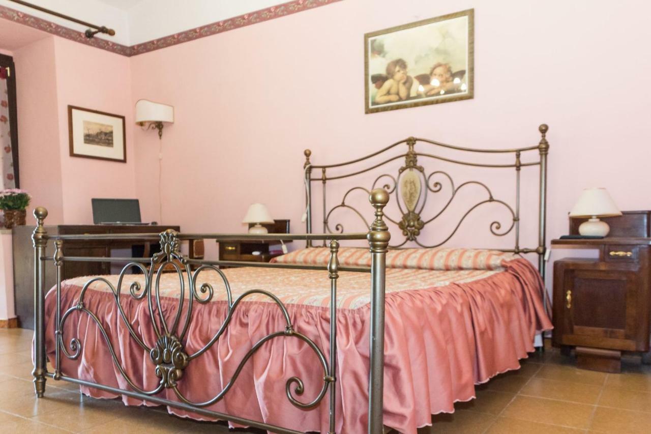 Bed and Breakfast Casa Del Grande Vecchio Airasca Exterior foto